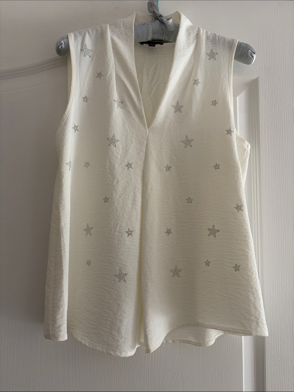 Ava & Grace Ivory Sleeveless V-Neck top with Silver Star Embroidery